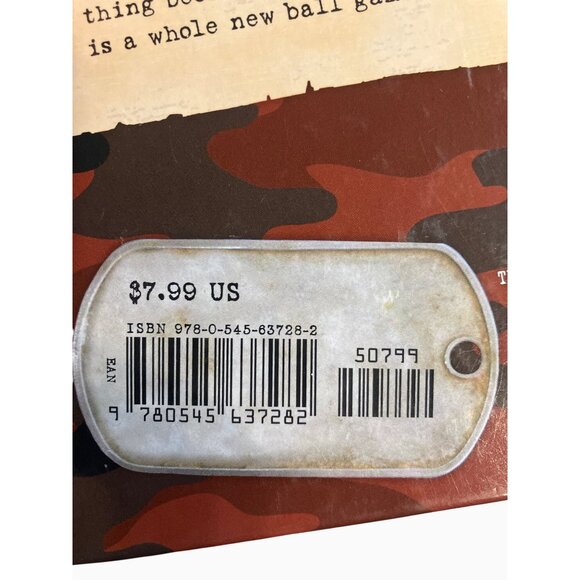 World War II Book One "The Right Fight" By Chris Lynch - Picture 13 of 16